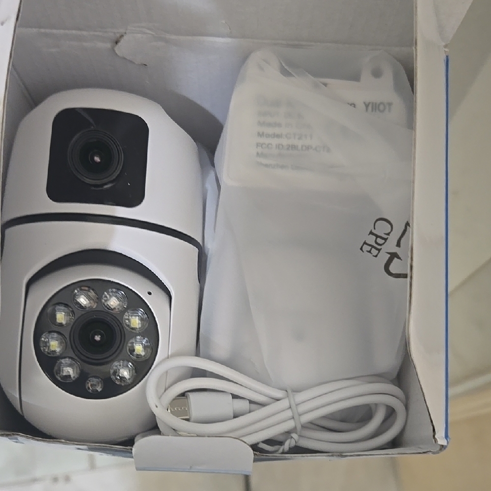 Wireless Network Camera - Picture 2 of 4